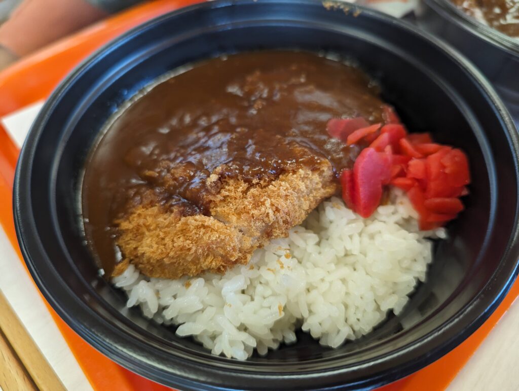 3歳児と「あらかわ遊園」で遊んできたレポ③【飲食編】