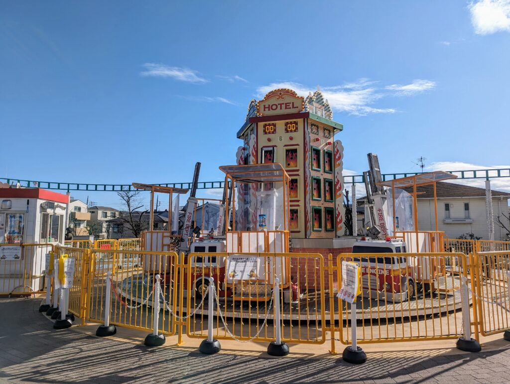 3歳児と「あらかわ遊園」で遊んできたレポ【入園〜アトラクション・遊具編】