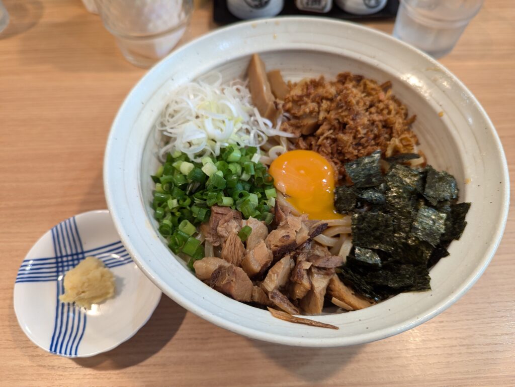 北浦和のラーメン屋さん「旋（つむじ）」の油そば